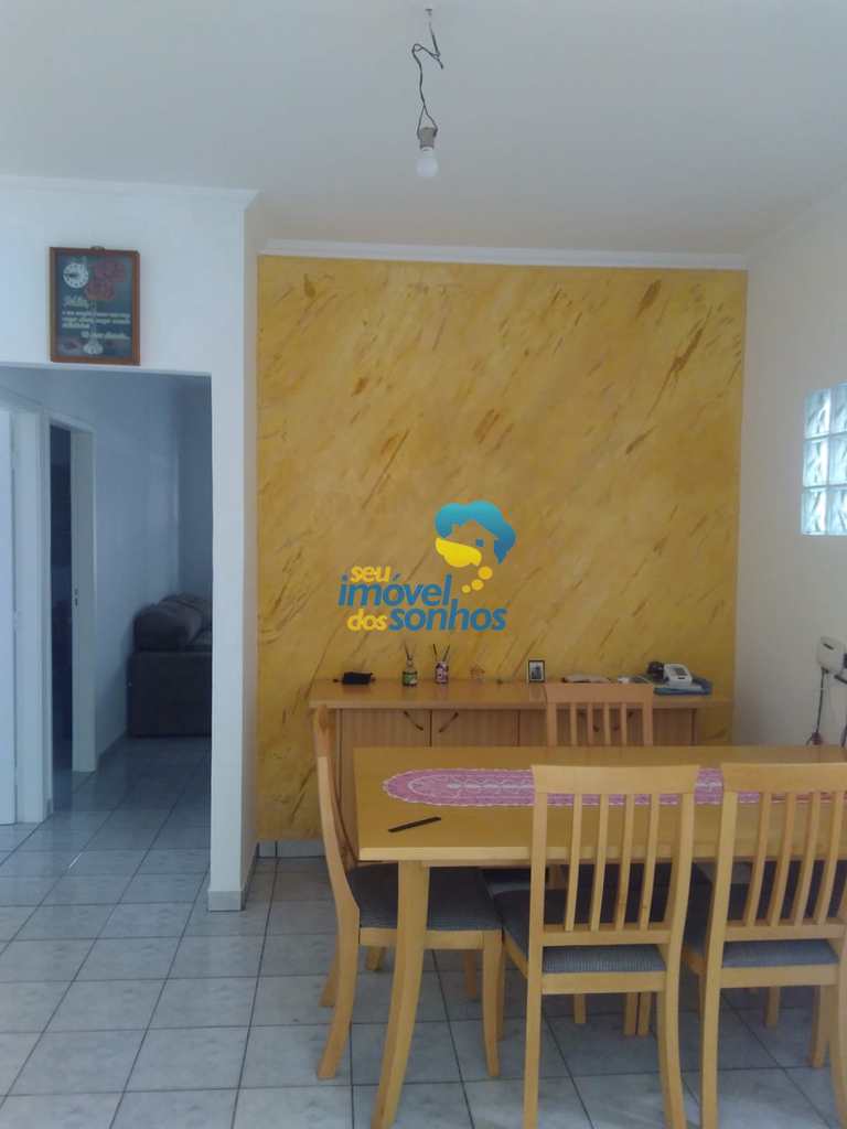 Casa em Bragança Paulista, no bairro Jardim Iguatemi