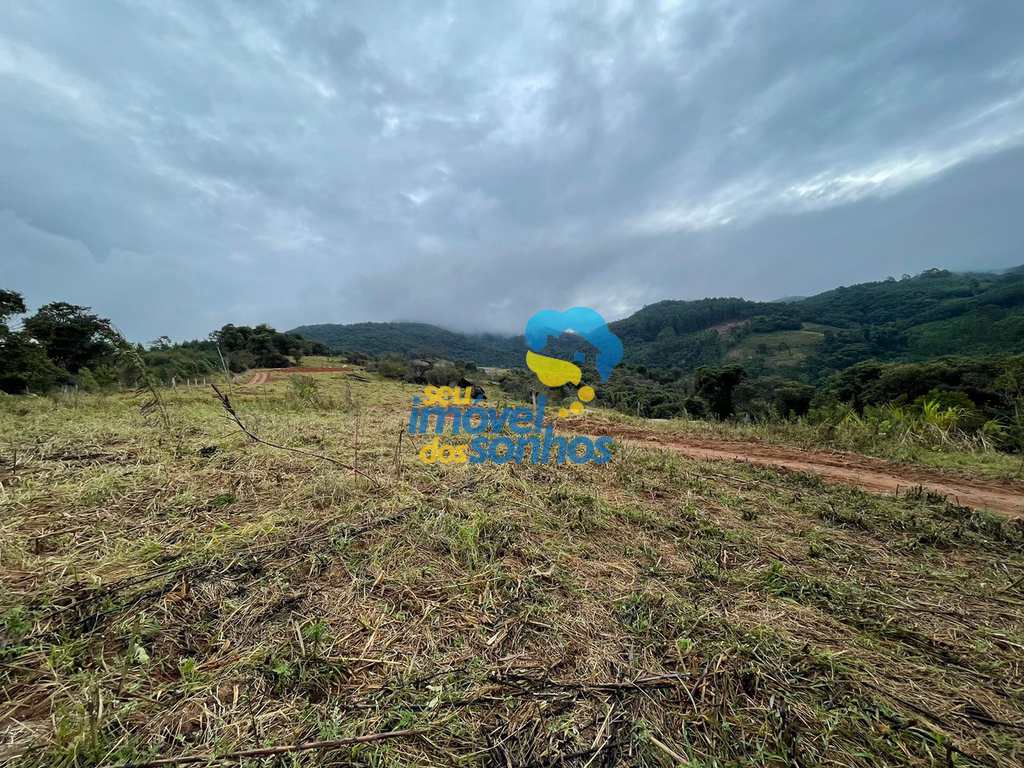 Terreno Rural em Pedra Bela, no bairro Pitangueiras do Meio
