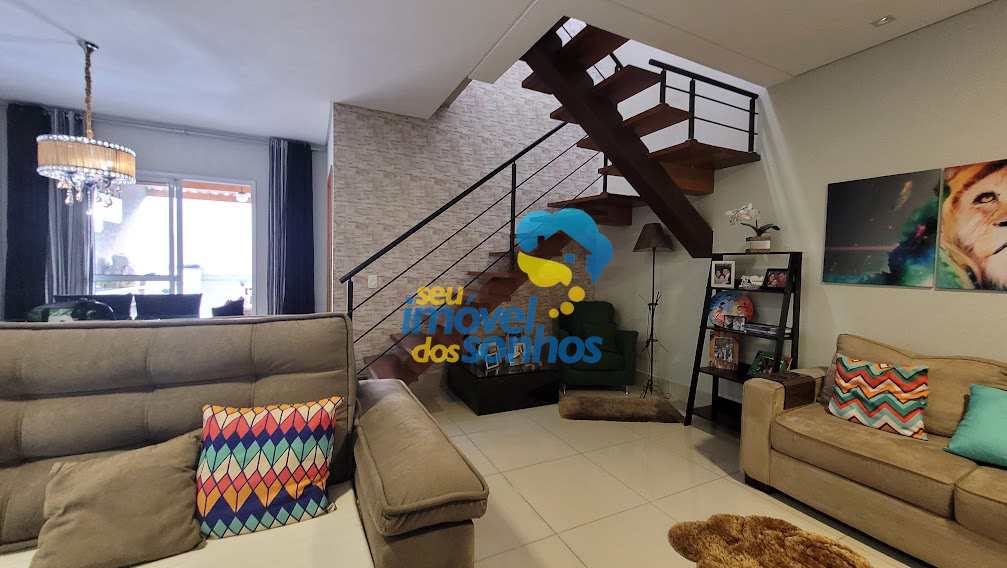 Casa em Bragança Paulista, no bairro Vila Mota