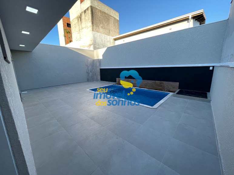 Casa em Bragança Paulista, no bairro Jardim Vista Alegre
