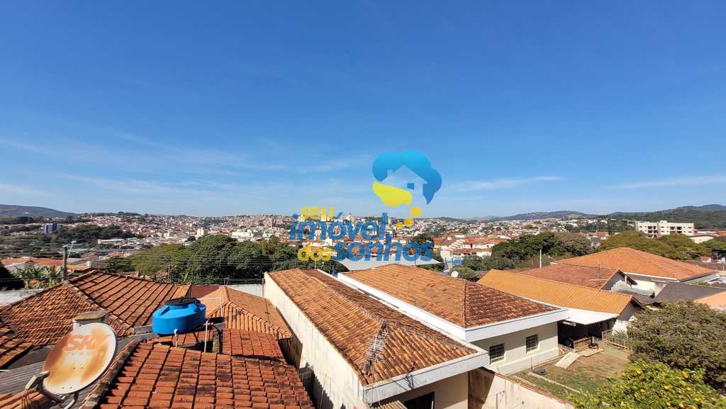 Casa em Bragança Paulista, no bairro Vila Mota