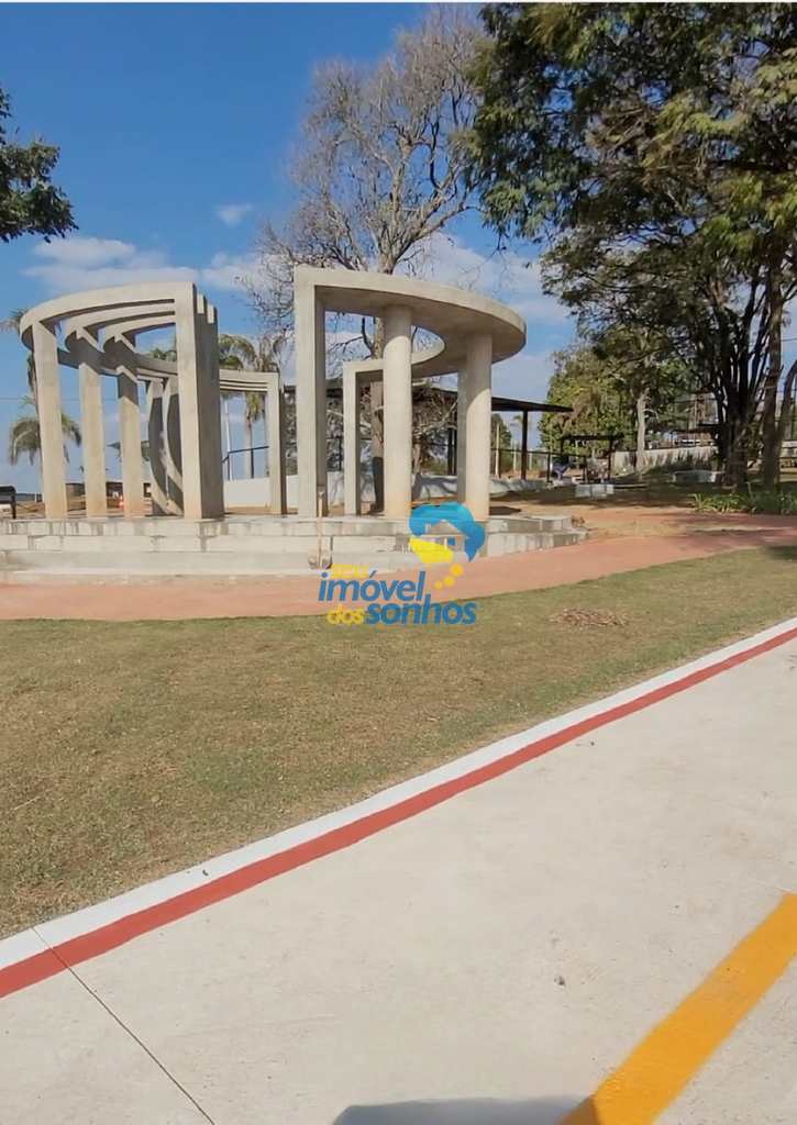 Terreno em Bragança Paulista, no bairro Residencial das Ilhas