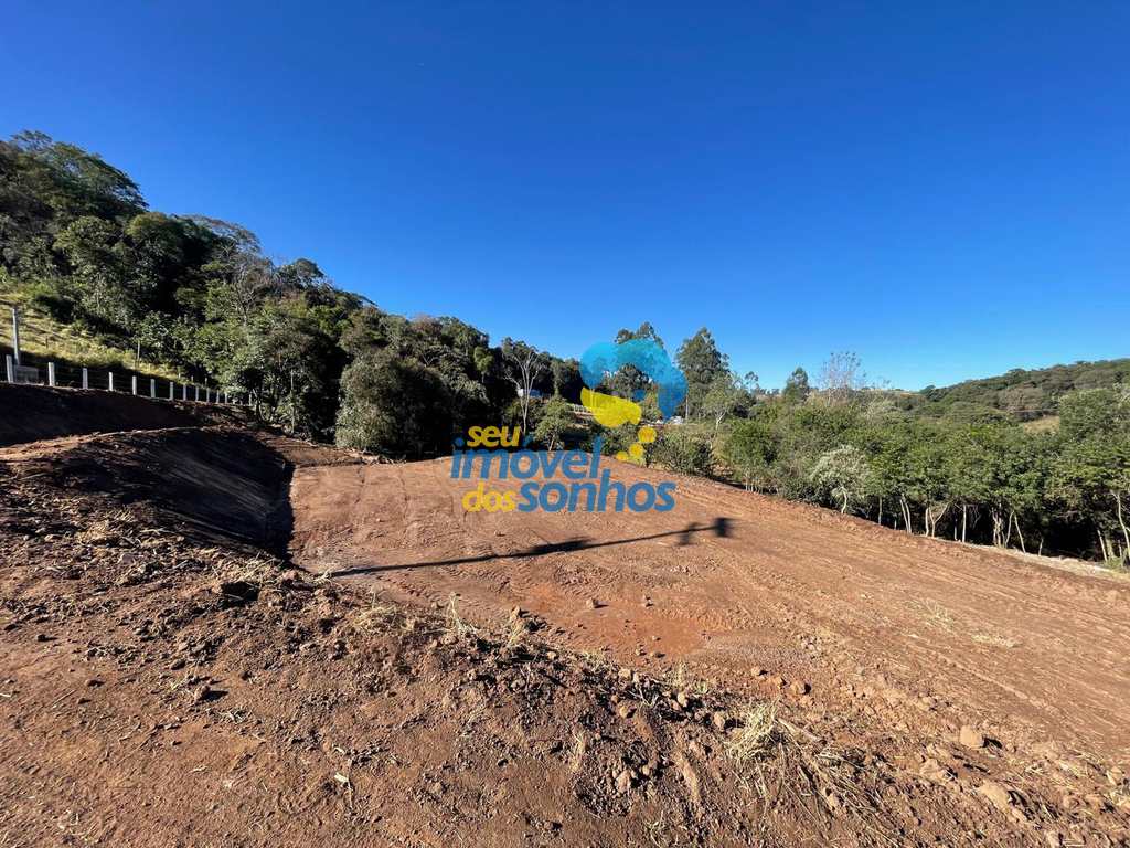 Terreno Rural em Pedra Bela, no bairro Centro