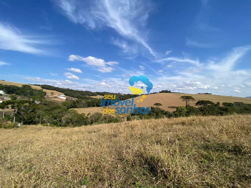 Terreno Rural em Bueno Brandão, no bairro Centro