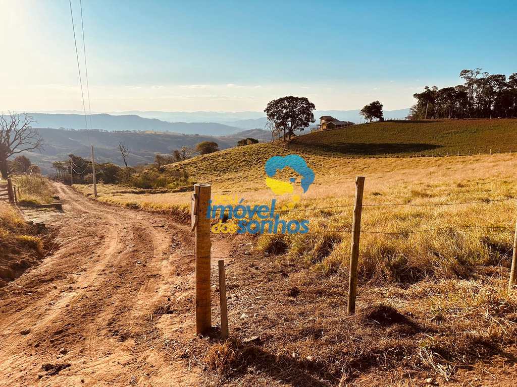 Terreno Rural em Bueno Brandão, no bairro Centro