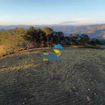 Terreno Rural em Bueno Brandão, bairro Centro