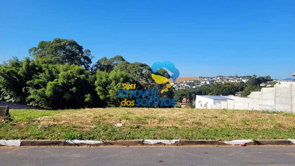 Terreno em Bragança Paulista, no bairro Lagos de Santa Helena