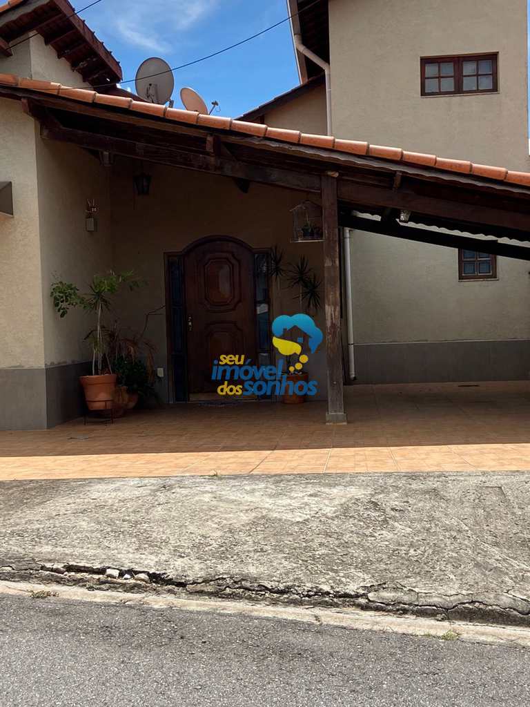Casa em Bragança Paulista, no bairro Jardim São Lourenço