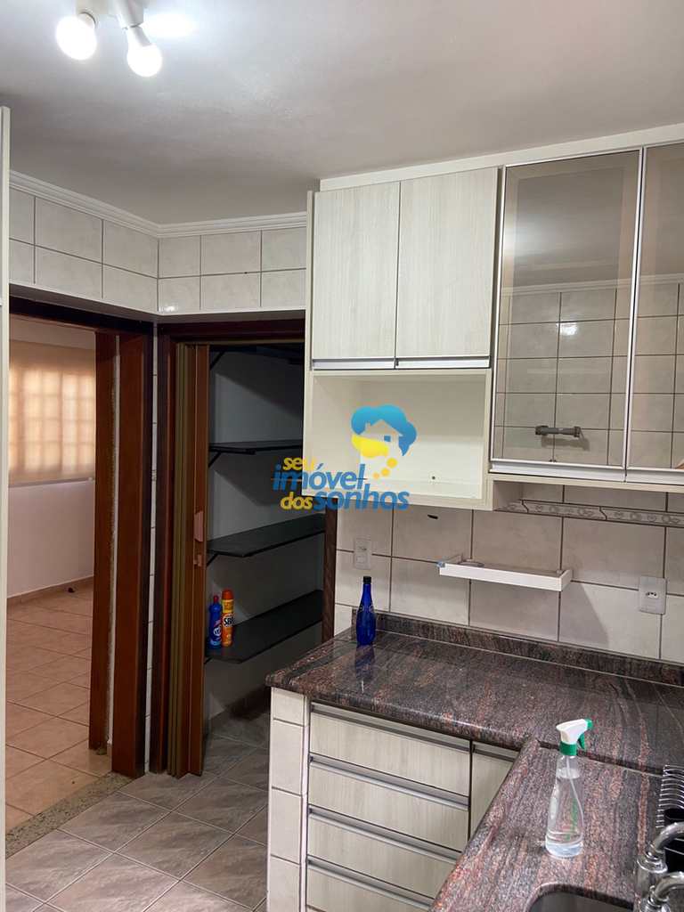 Casa em Bragança Paulista, no bairro Jardim São Lourenço