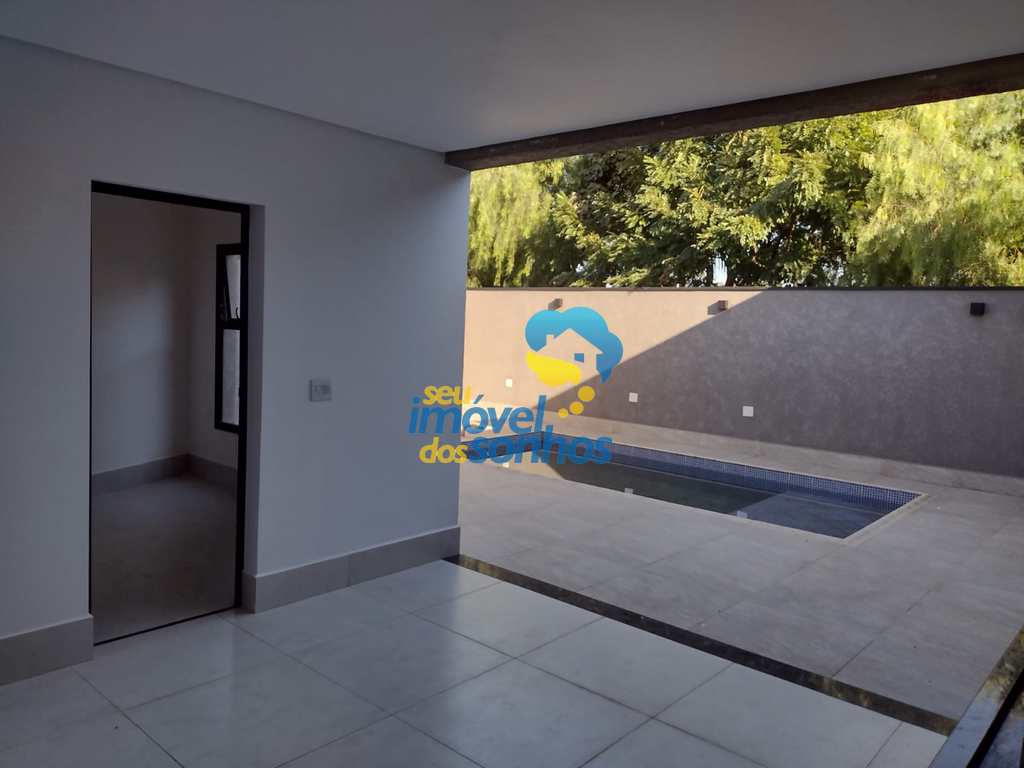 Casa em Bragança Paulista, no bairro Jardim Vista Alegre