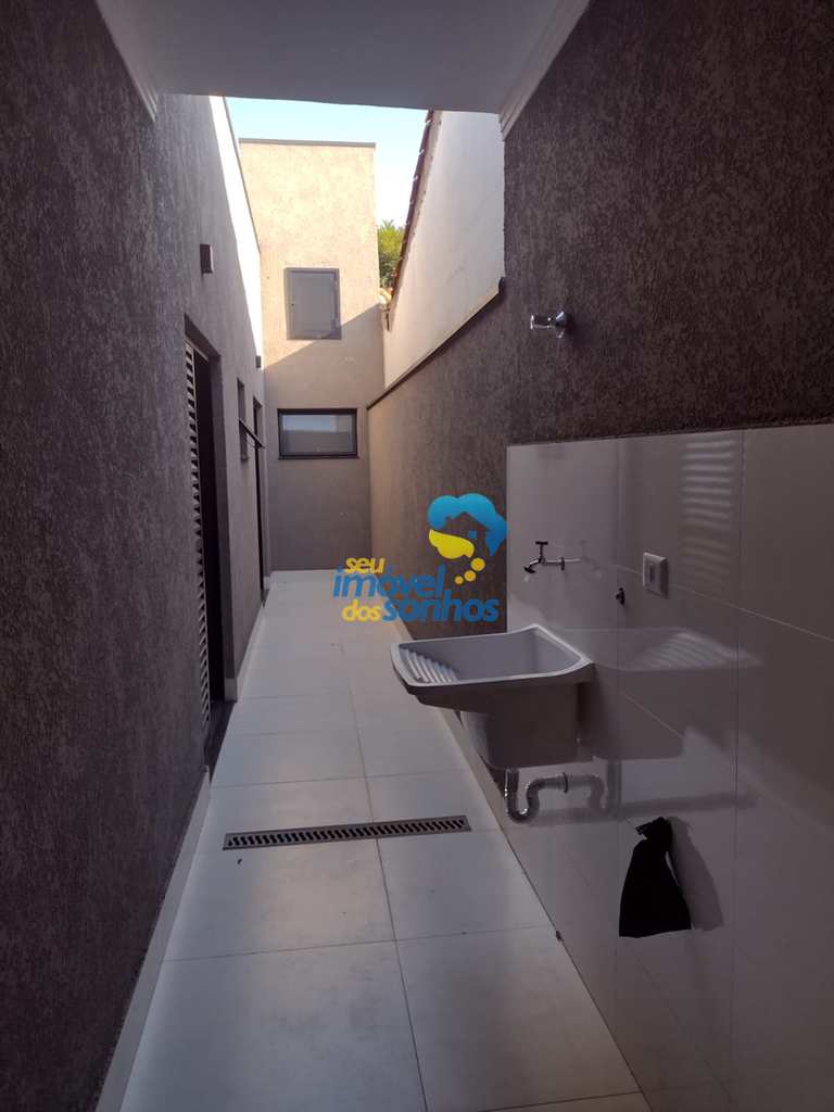 Casa em Bragança Paulista, no bairro Jardim Vista Alegre
