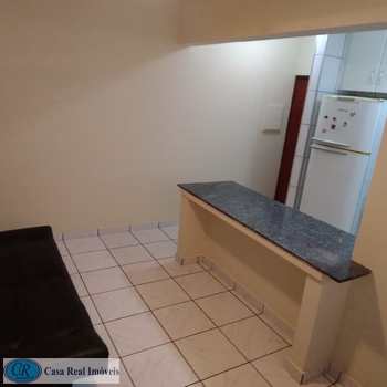 Apartamento em Praia Grande, bairro Esmeralda