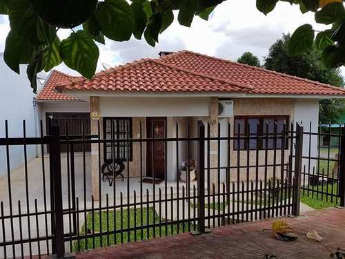 Casa, código 33 em Três de Maio, bairro Bairro Medianeira