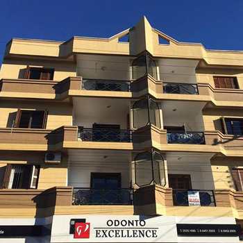 Apartamento em Três de Maio, bairro Centro