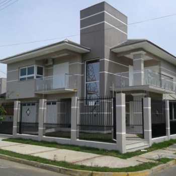 Sobrado em Cachoeirinha, bairro Parque da Matriz
