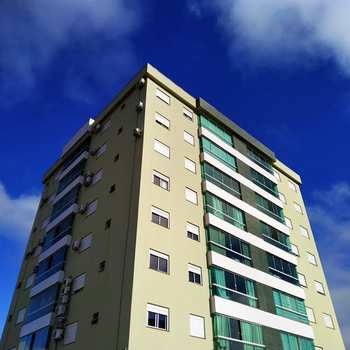 Apartamento em Três de Maio, bairro Bairro Planalto