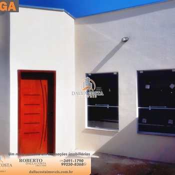 Casa em Capivari, bairro Santo Antonio