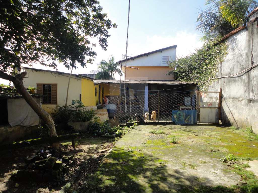 Casa Comercial em Mogi das Cruzes, no bairro Vila Brás Cubas