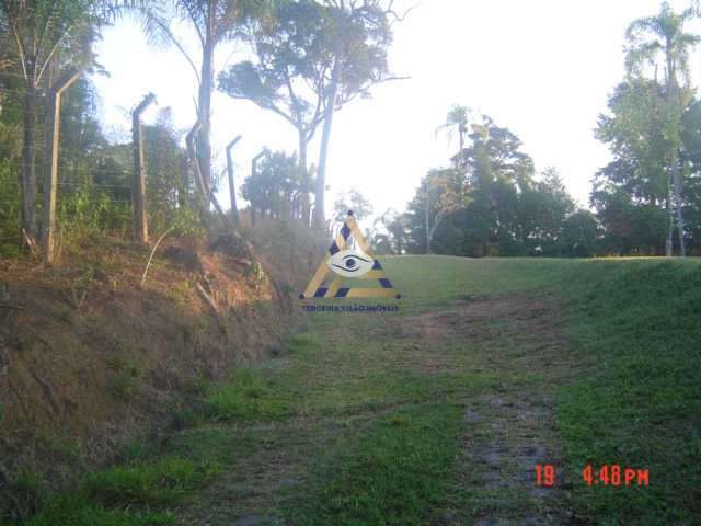 Sítio em Arujá, no bairro Chácara Bananal
