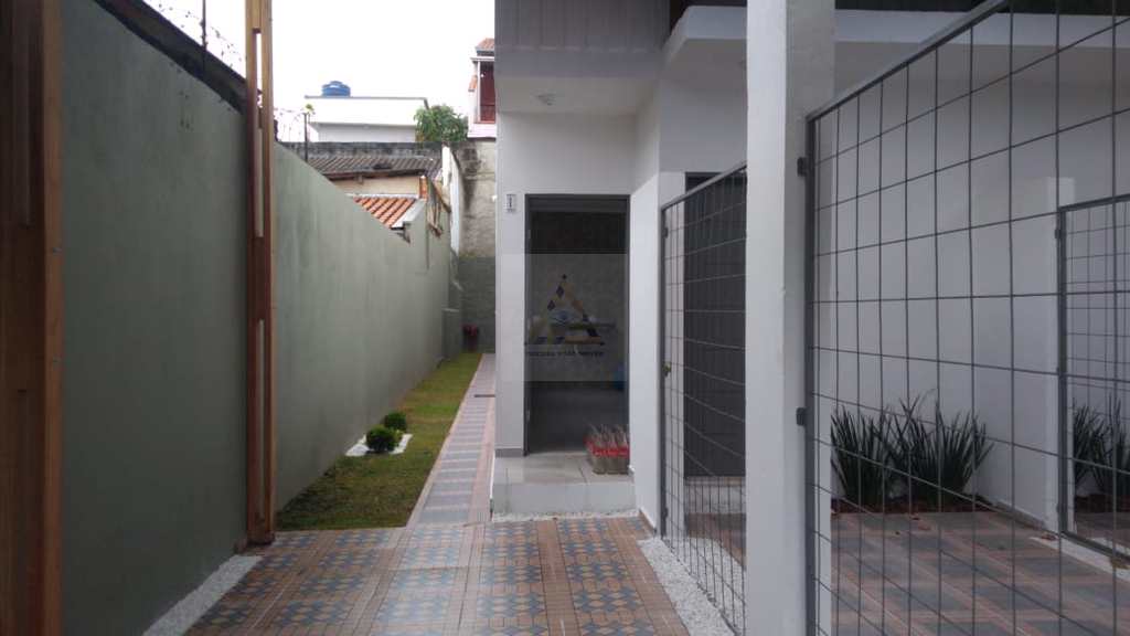 Casa em Mogi das Cruzes, no bairro Jardim Universo