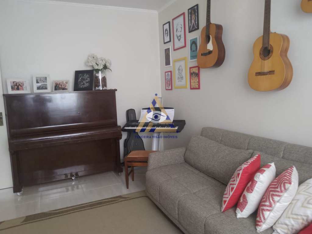 Casa em Mogi das Cruzes, no bairro Vila Suissa