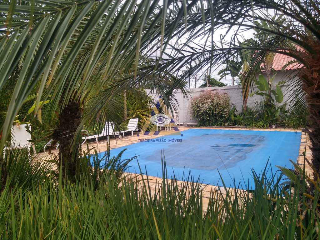 Casa em Mogi das Cruzes, no bairro Vila Suissa