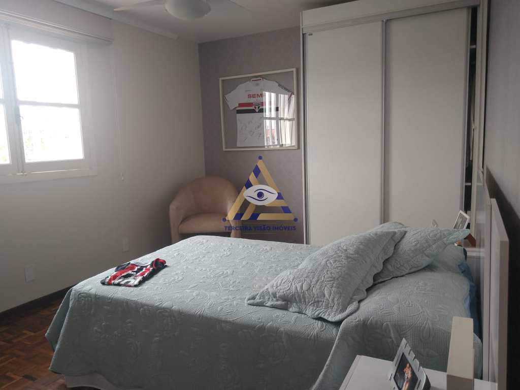 Casa em Mogi das Cruzes, no bairro Vila Suissa