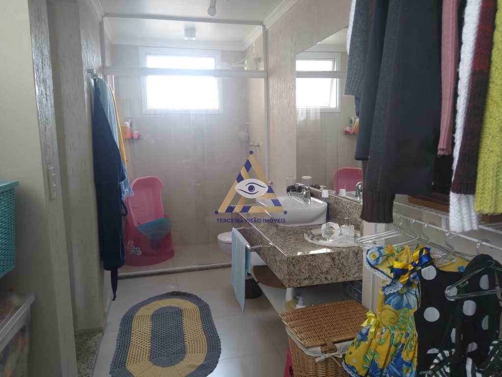Casa em Mogi das Cruzes, no bairro Vila Suissa