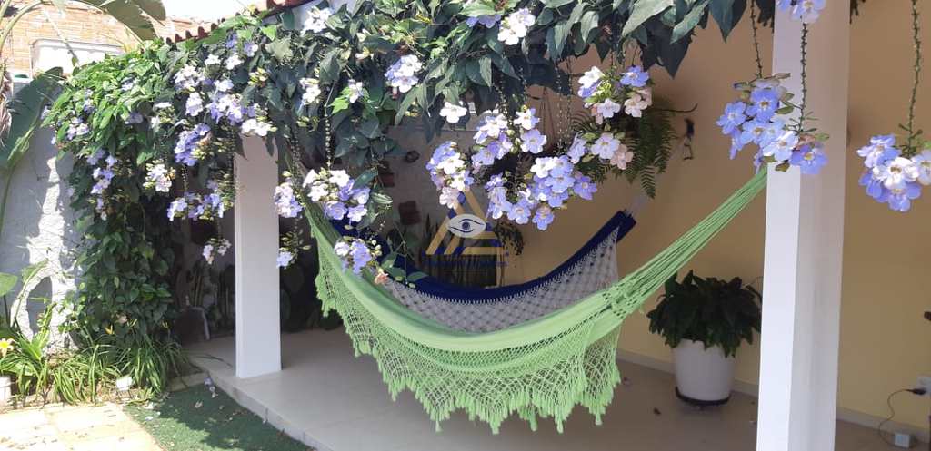 Casa em Mogi das Cruzes, no bairro Vila Suissa