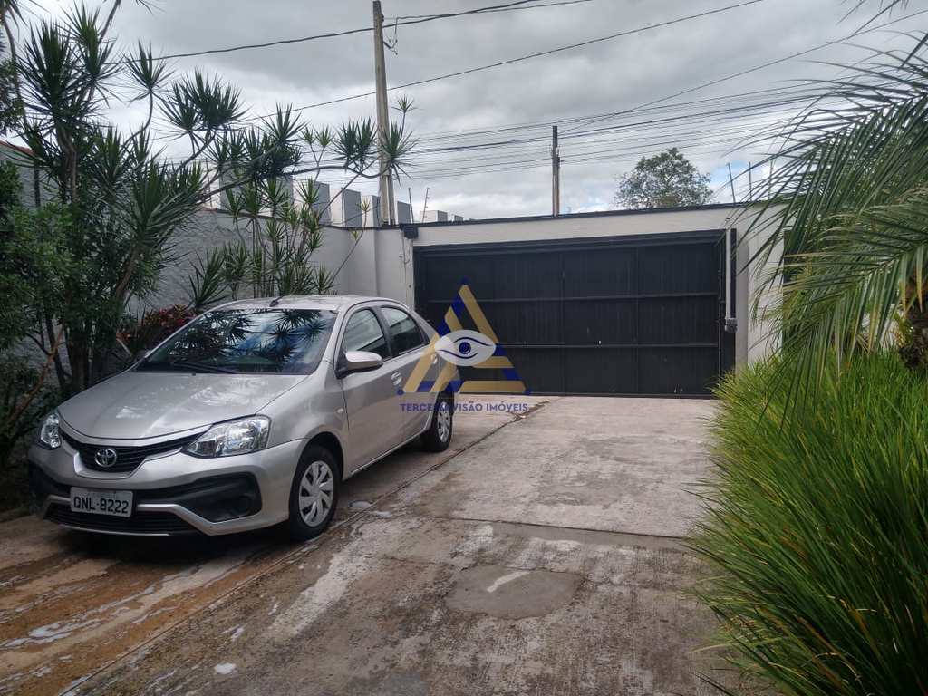 Casa em Mogi das Cruzes, no bairro Vila Suissa