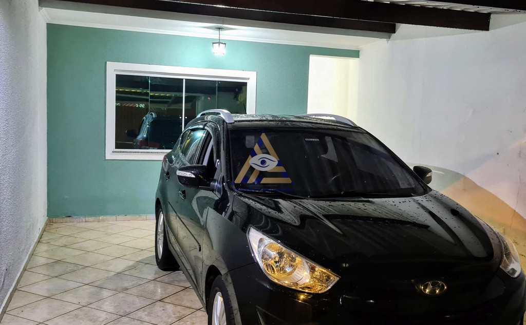 Sobrado em Mogi das Cruzes, no bairro Vila Suissa
