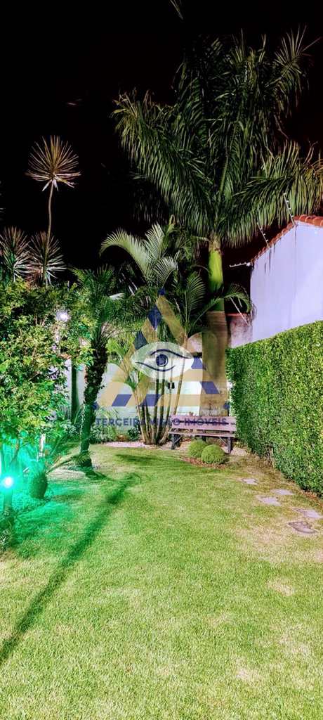 Sobrado em Mogi das Cruzes, no bairro Vila Suissa
