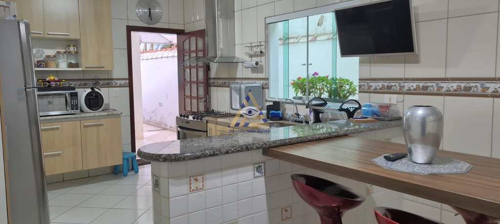 Sobrado em Mogi das Cruzes, no bairro Vila Suissa