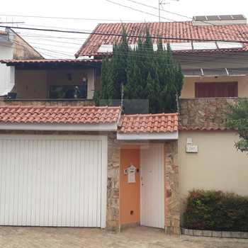 Casa em Mogi das Cruzes, bairro Vila Mogilar