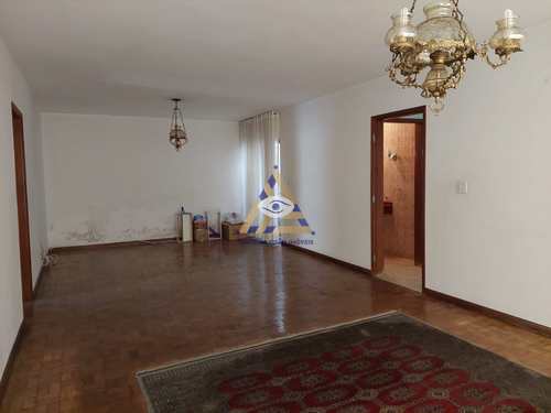 Casa Comercial, código 358 em Mogi das Cruzes, bairro Centro