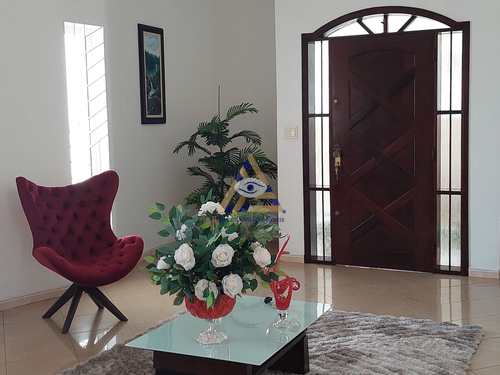 Casa, código 381 em Mogi das Cruzes, bairro Vila Lavínia