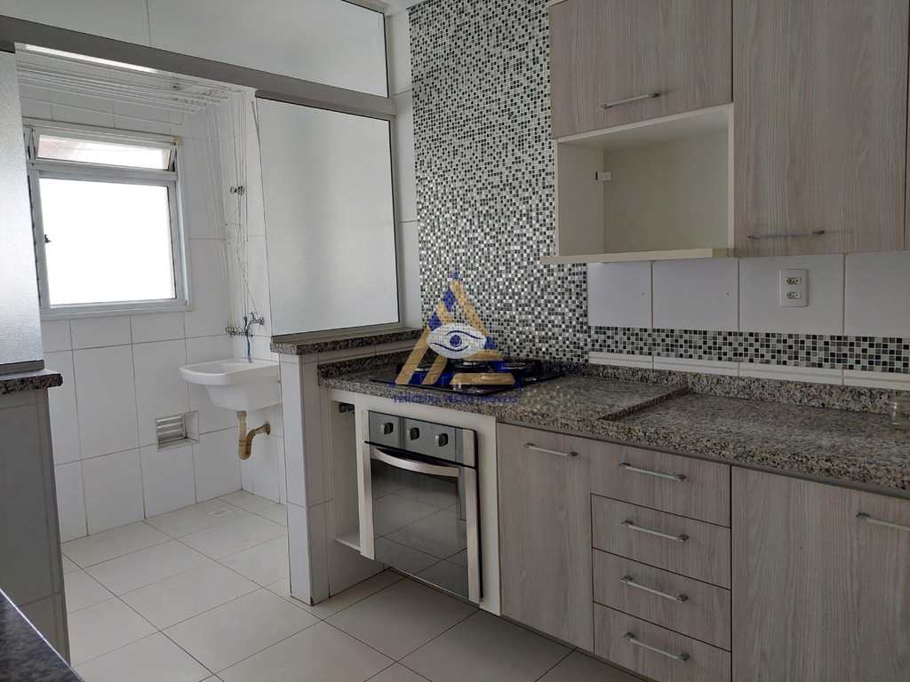 Casa de Condomínio em Mogi das Cruzes, no bairro Condomínio Residencial Vila das Flores - Rosas - Nova Mogilar