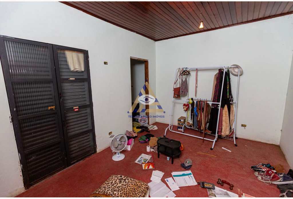Casa em Mogi das Cruzes, no bairro Vila Mogilar