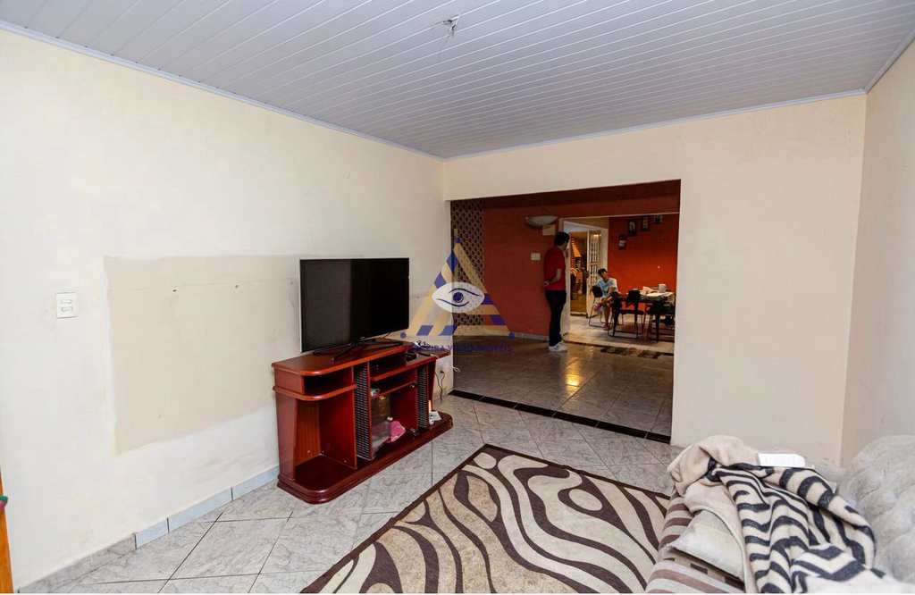 Casa em Mogi das Cruzes, no bairro Vila Mogilar