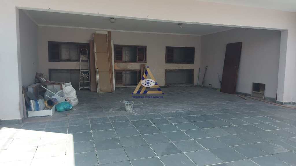 Casa em Mogi das Cruzes, no bairro Vila Suissa