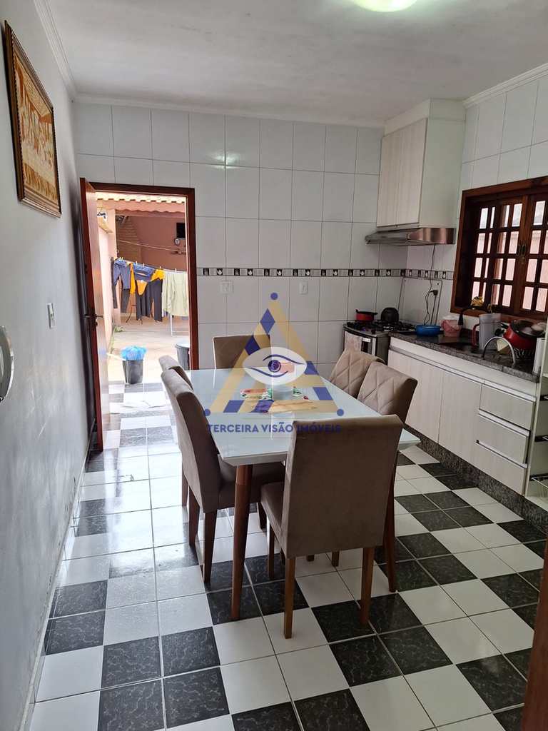 Casa em Mogi das Cruzes, no bairro Jardim São Pedro