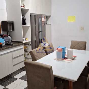 Casa em Mogi das Cruzes, bairro Jardim São Pedro