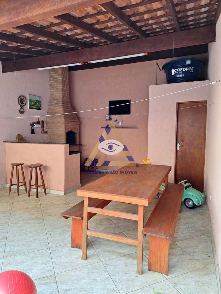 Casa em Mogi das Cruzes, no bairro Jardim São Pedro
