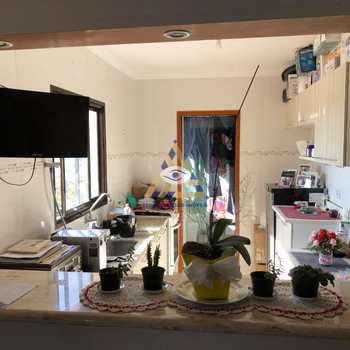 Apartamento em Mogi das Cruzes, bairro Condomínio Residencial Dom Felipe - Vila Suíssa