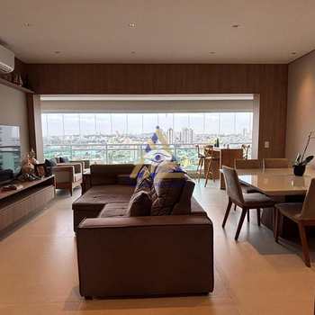 Apartamento em Mogi das Cruzes, bairro Condomínio Residencial Helbor Life Club Pátteo Mogilar - Vila Mogilar