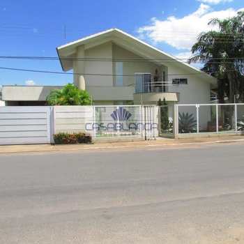 Casa em Primavera do Leste, bairro Castelândia