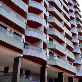 Apartamento em Praia Grande, bairro Ocian