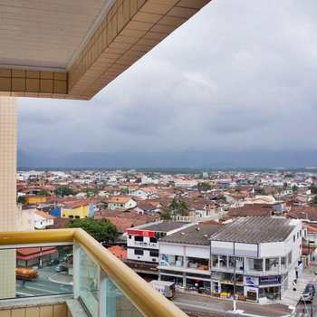 Apartamento em Praia Grande, bairro Tupi