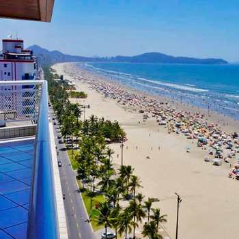 Apartamento em Praia Grande, bairro Ocian