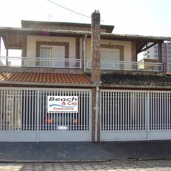 Sobrado em Praia Grande, bairro Ocian